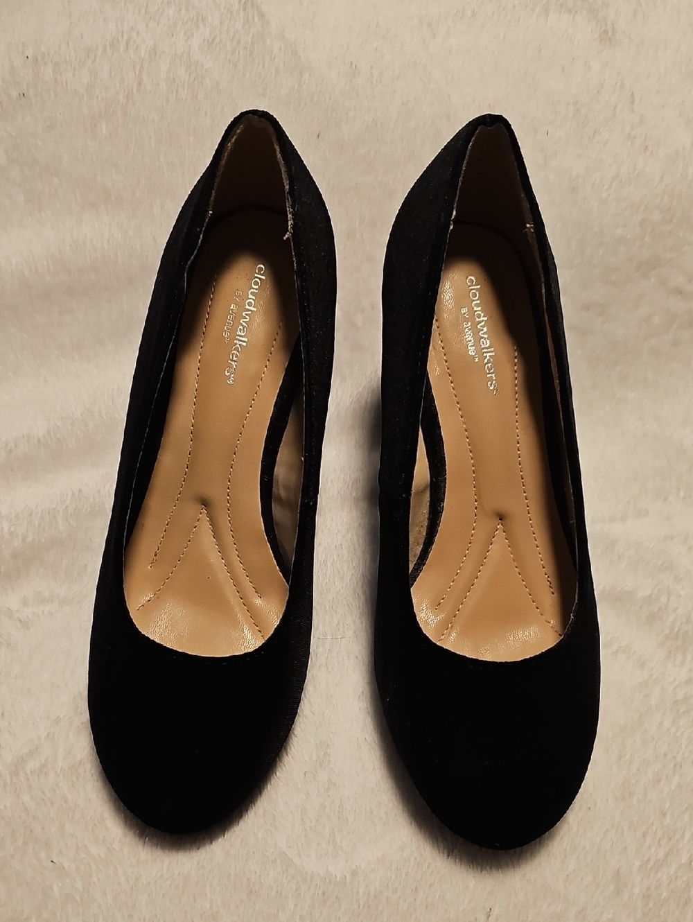 Cloudwalkers Black Velvet Classic Round-Toe Pumps 7W